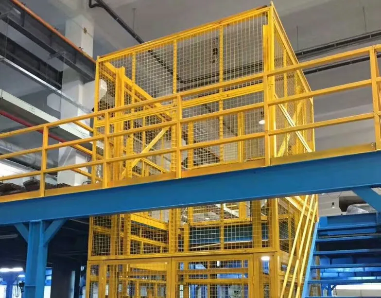 Vertical Lift Conveyor