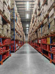 Custom Heavy-Duty Beam Racking maximizing warehouse storage capacity.