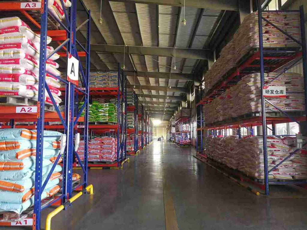 Automated Pallet Racking System Integration with AGV and Conveyor