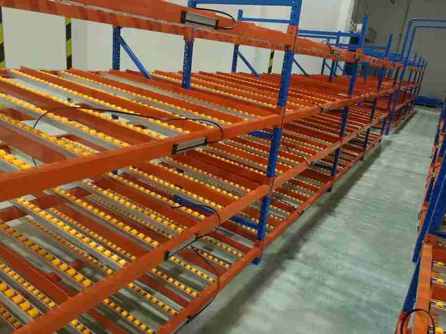 High-density mobile racking system in warehouse storage application