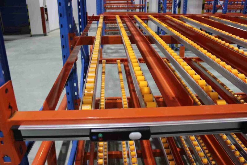 Flow Rack Single Layer Flow Rack System | Heavy-Duty FMCG Warehouse Shelving | Custom Anti ...