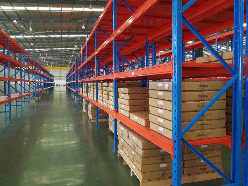 ​​Step beam racking​​ warehouse storage system with adjustable beams
