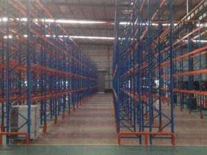 Drive-in ​​warehouse racking for logistics​​ for bulk inventory storage​