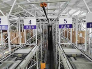 OSHA-compliant ​​pallet rack fall protection​​ steel guardrails in warehouse​