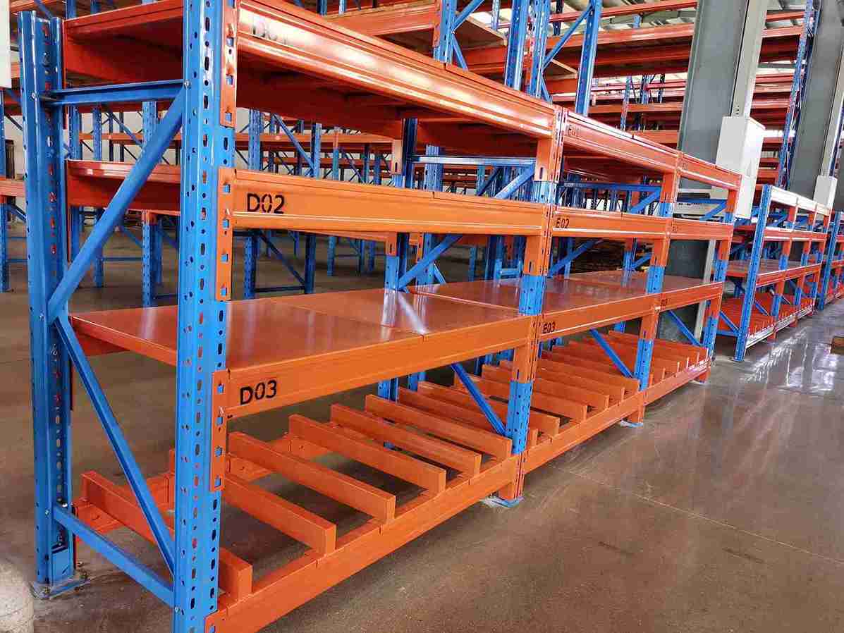 Selective ​​racking installation cost guide​​ comparison with beam configurations