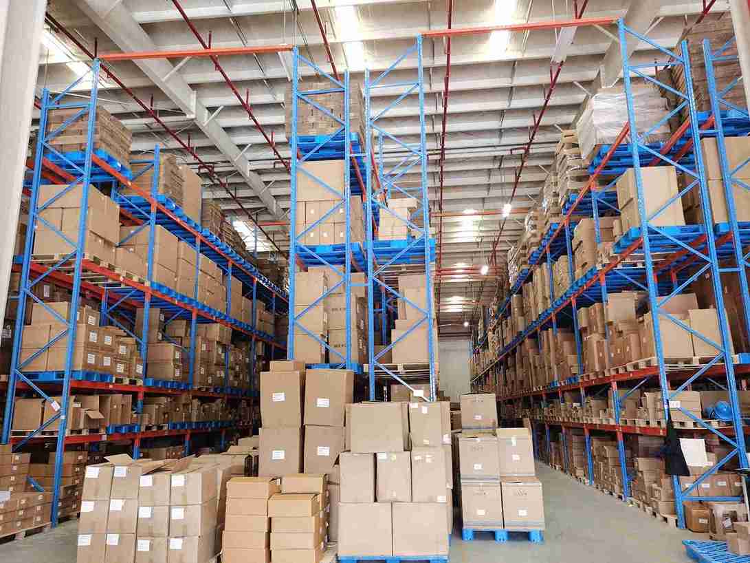 Stainless steel ​​warehouse racking for food storage​​ – FDA-compliant & rust-proof​