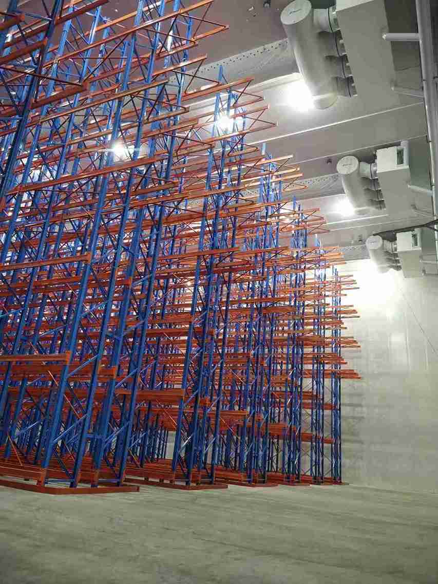 high density narrow aisle racking​​ warehouse layout maximizing storage space