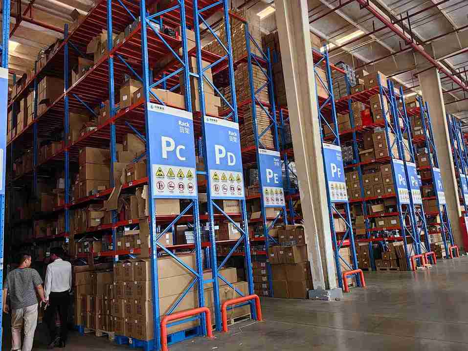narrow aisle rack investment benefitsb - space comparison warehouse layout