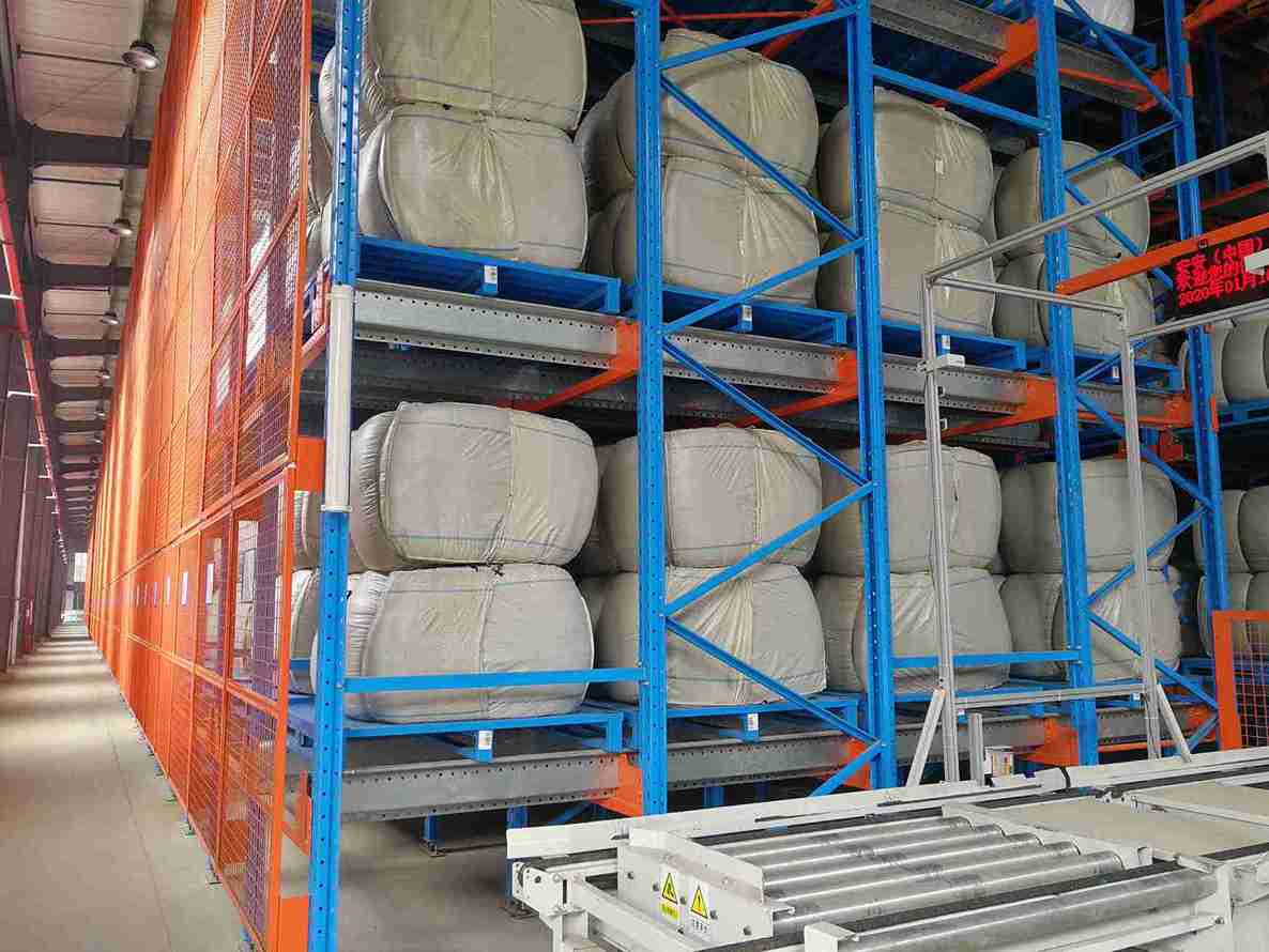 robotic pallet handling systems in automated warehouse operation