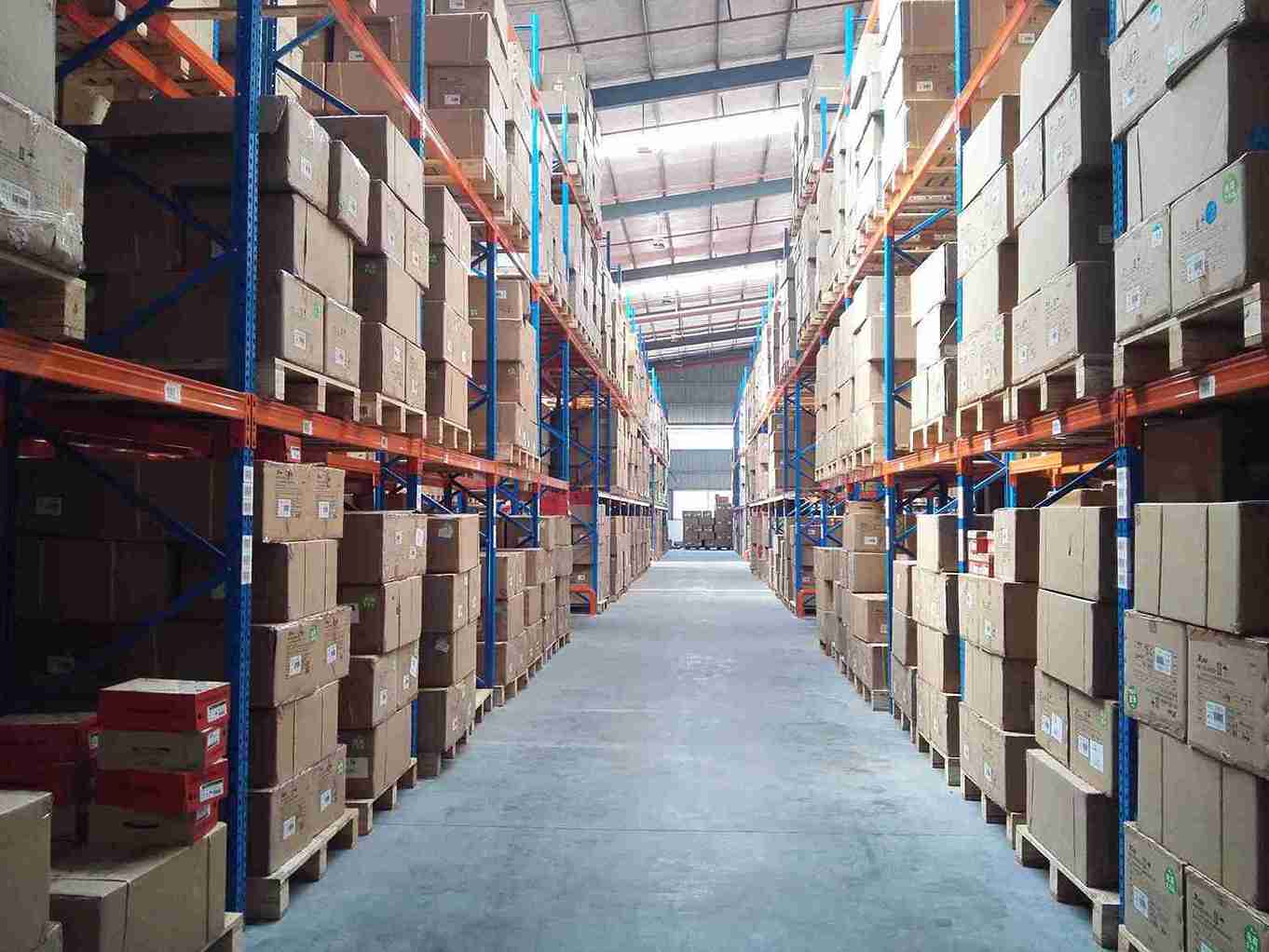 ​​pallet racking leveling techniques​​ - laser alignment check for warehouse floors