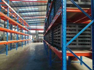 ​​warehouse racking maintenance contractors​​ performing precision rack inspections