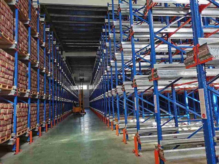 "Shuttle racking system advantages and disadvantages in warehouse automation"
