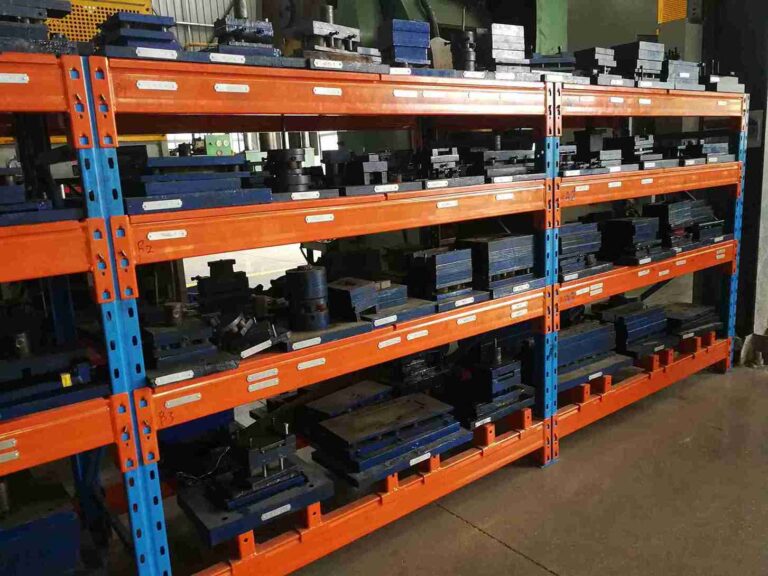 Safe and ergonomic mold retrieval from organized mold rack storage system