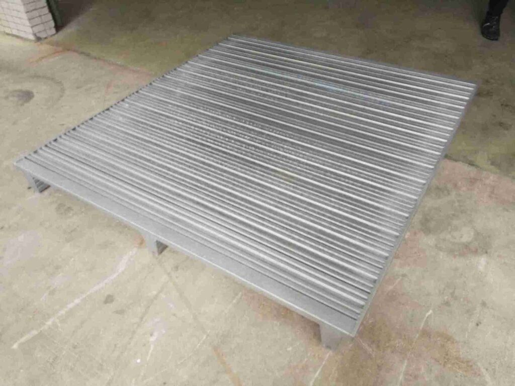 Technical diagram of engineered steel pallet from expert steel pallet manufacturers