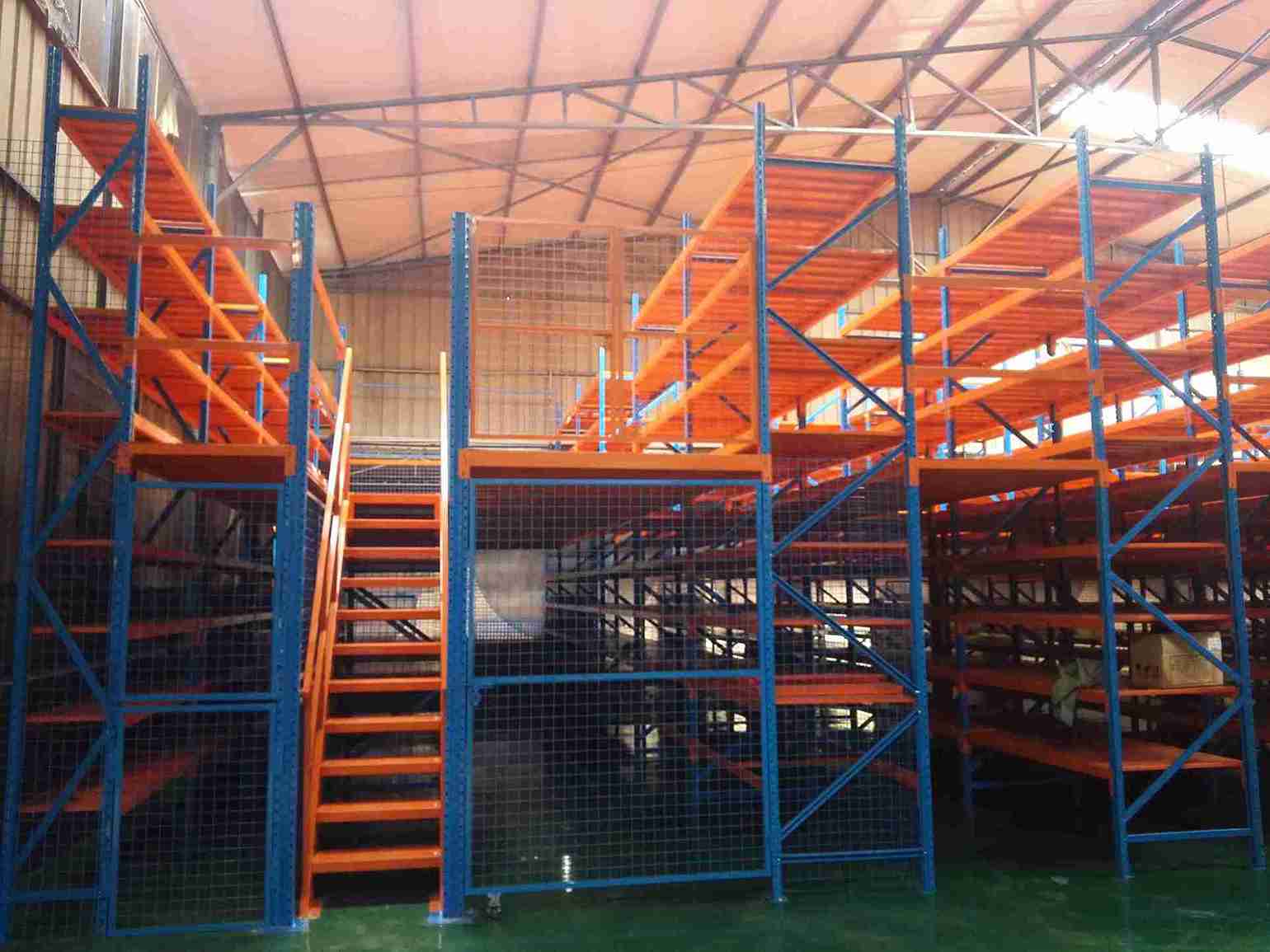 Professional 3D design and engineering plans for custom strongmezzanine racking for distribution centers