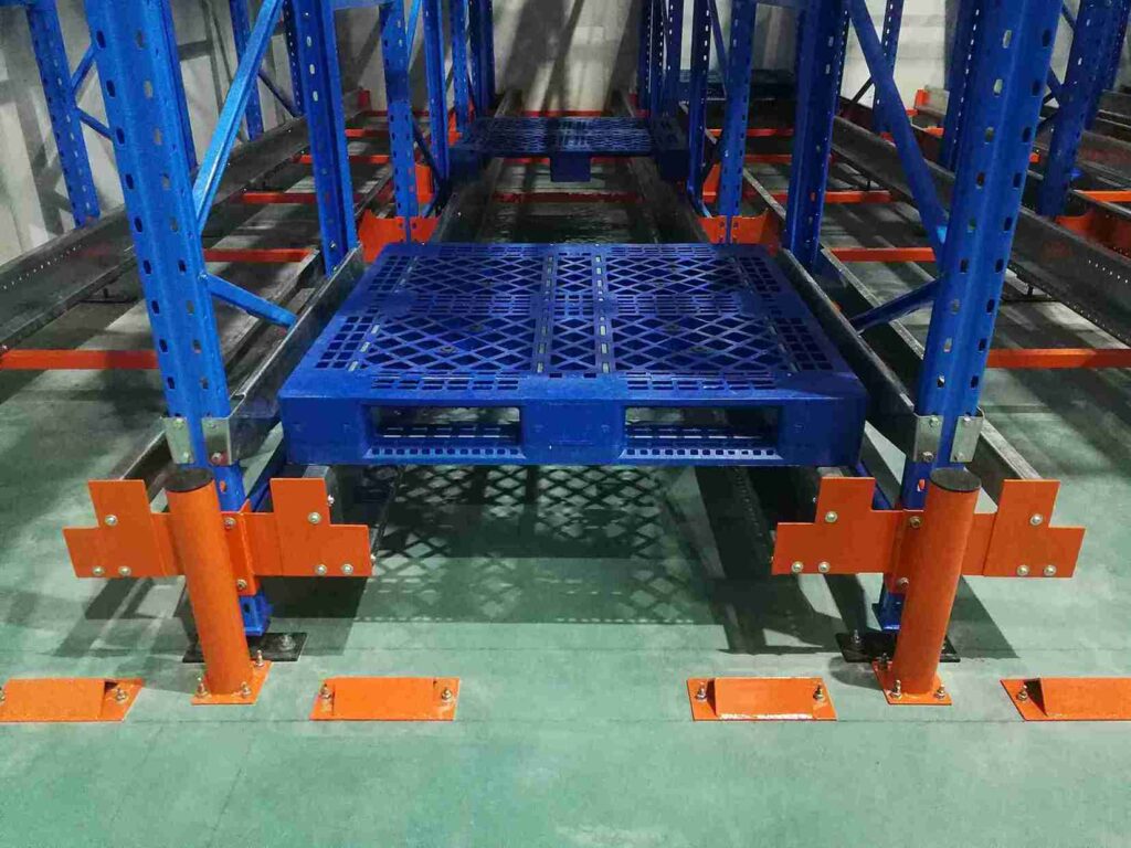  Pallet shuttle system operating within standard pallet racking for F&B logistics.