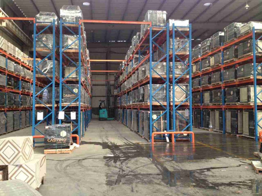 Storage density comparison chart showing high-density pallet shuttle system at 85% versus selective racking at 40%