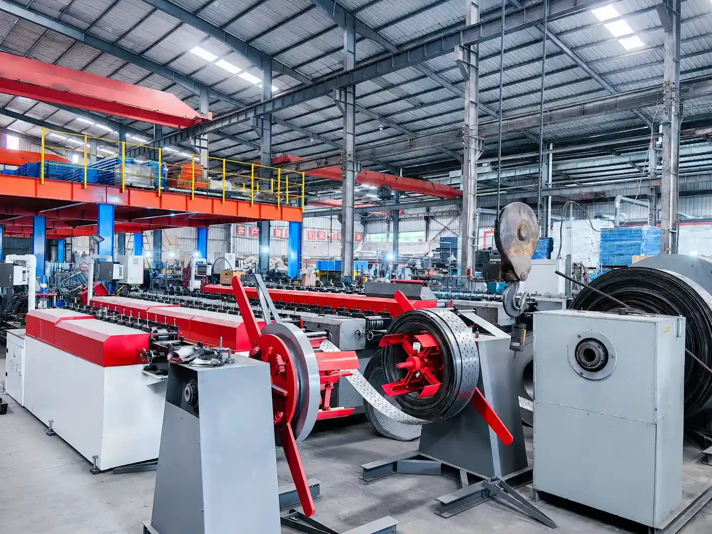 Pallet Racking Manufacturer Cold Roll Forming Machine Upright Beam Production Line